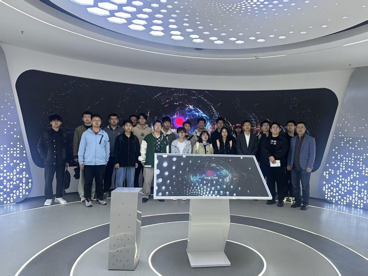 中国·37000威尼斯(股份)有限公司-官方网站