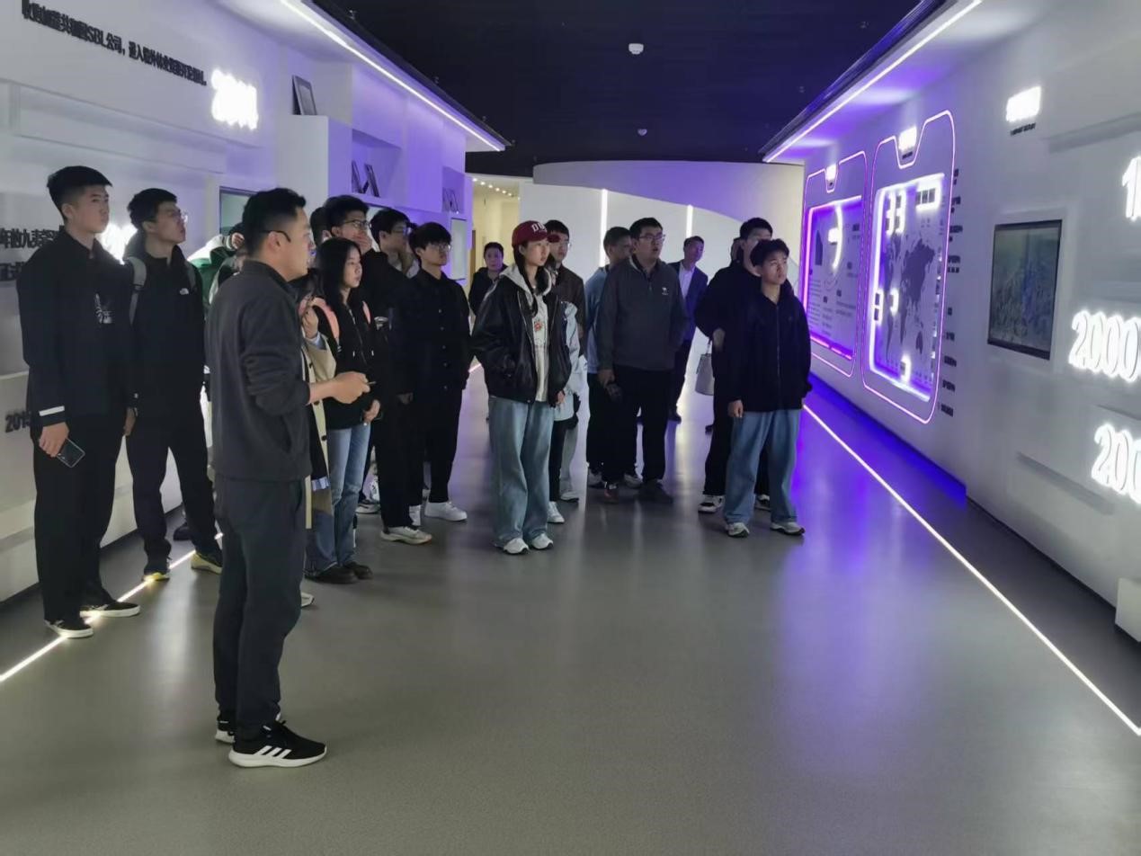 中国·37000威尼斯(股份)有限公司-官方网站